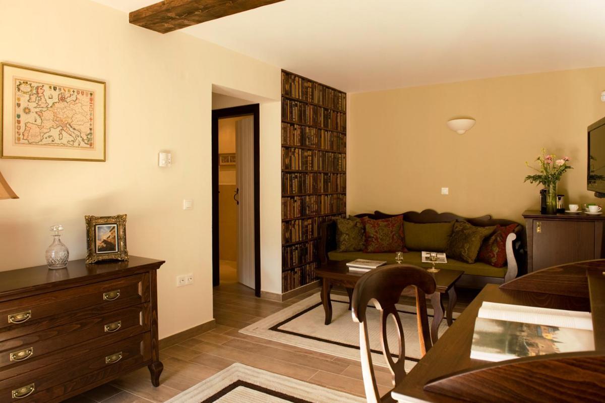 The Merchants House Peritheia Extérieur photo
