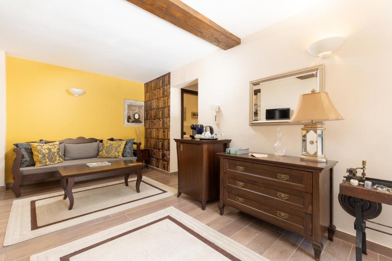 The Merchants House Peritheia Extérieur photo